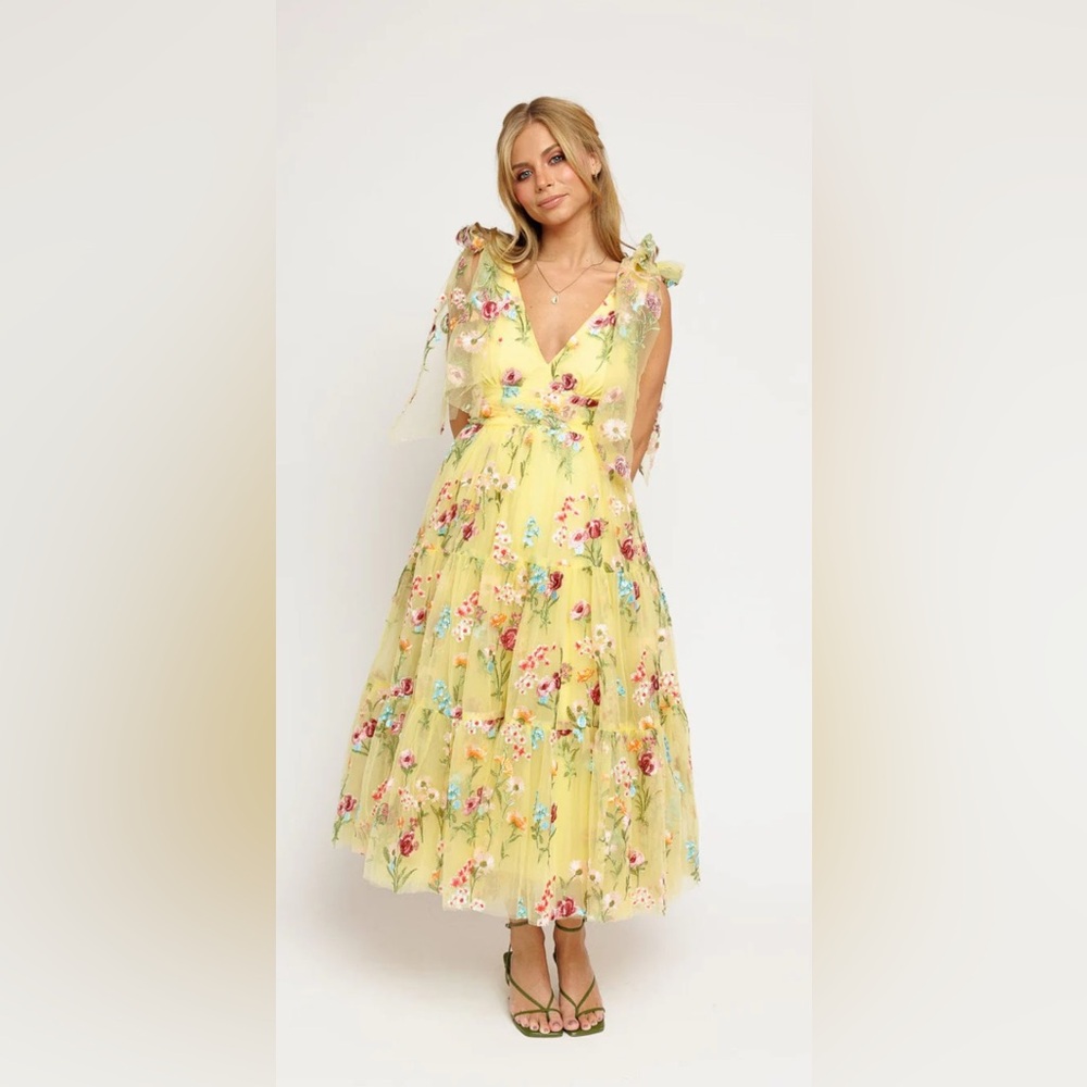 JessaKae Margaret Floral Embroidered Midi Dress Yellow | Large | NWT
